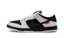Nike SB Dunk Low TIGHTBOOTH