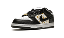 Nike SB Dunk Low Supreme Stars Black