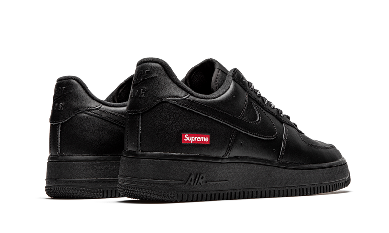 Nike Air Force 1 Low Supreme Black